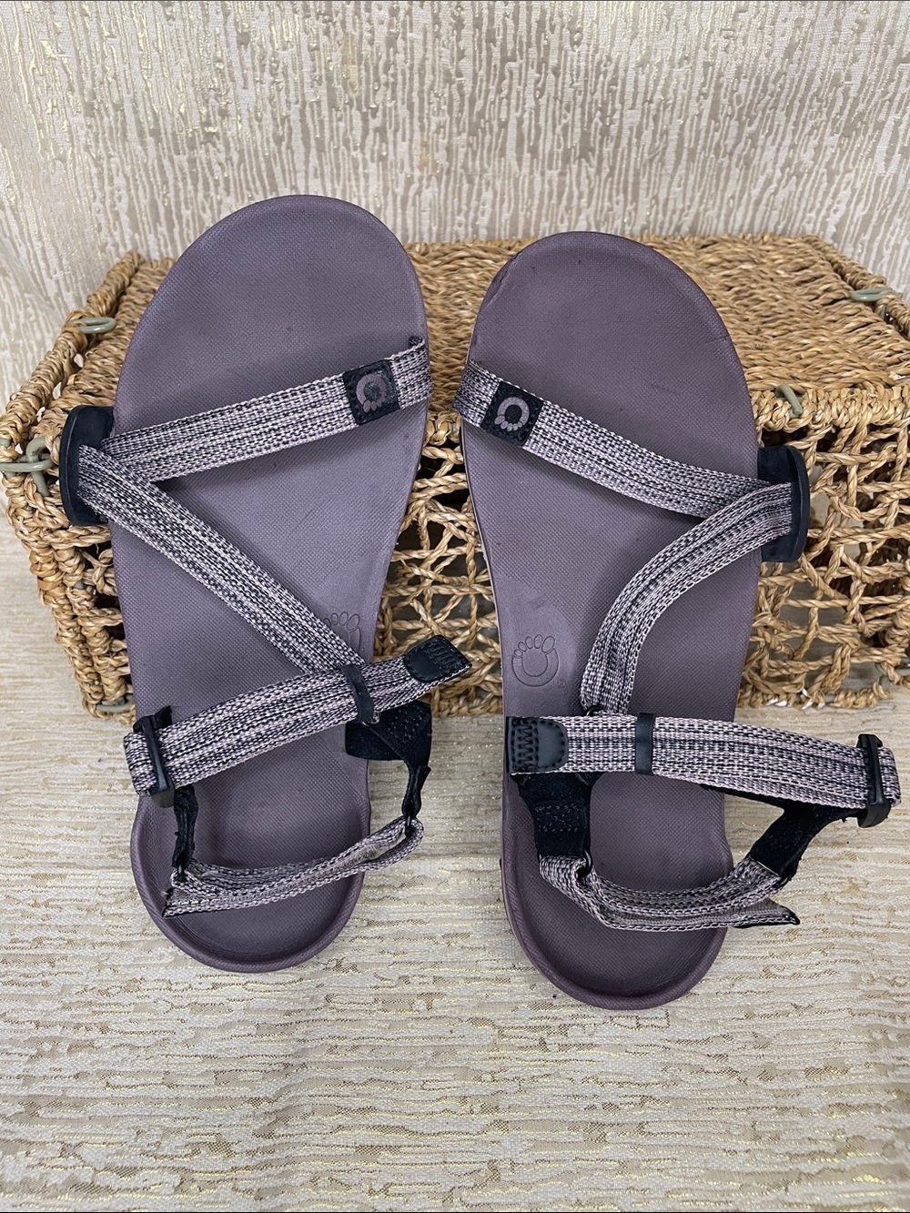 Xero Z Trail  Women's Gray Strappy Outdoor Sandals Sz 7 Mint